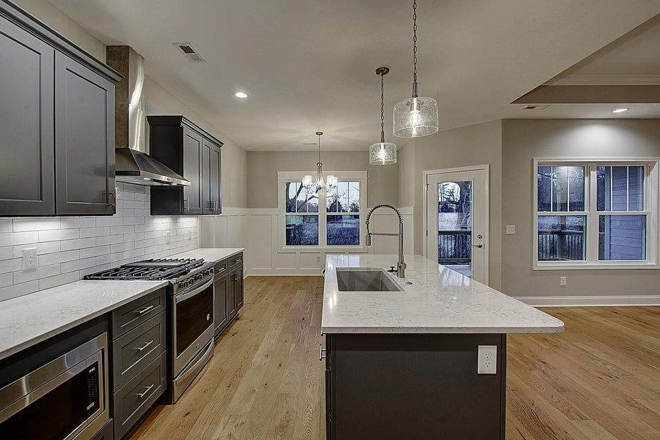 Photo #21: 547 Gardenia Drive