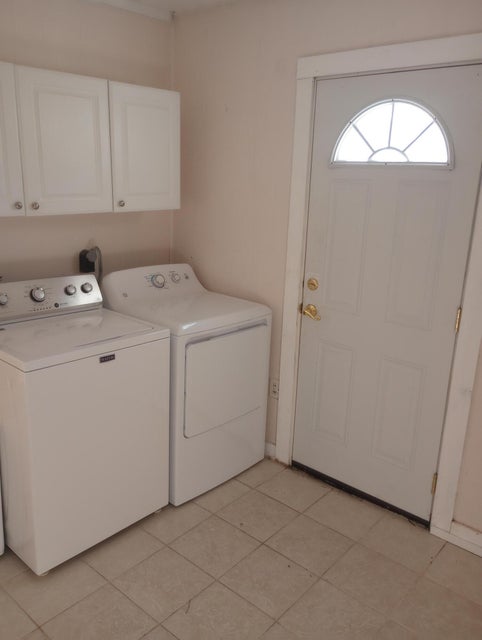 Photo #15: 965 Jackson Street Street