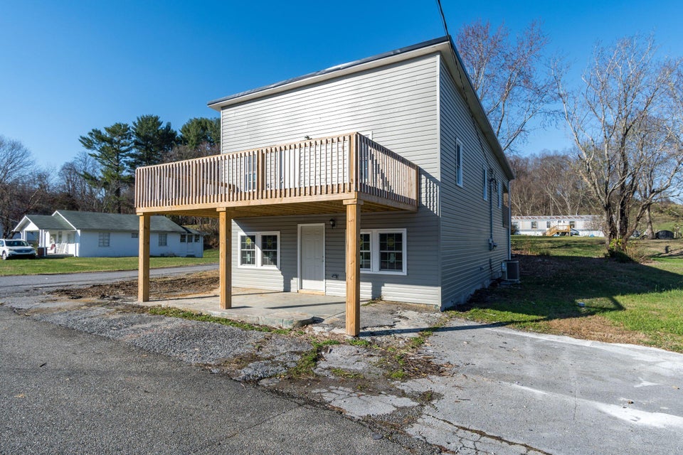 Photo #3: 1611 Chinquapin Grove Road