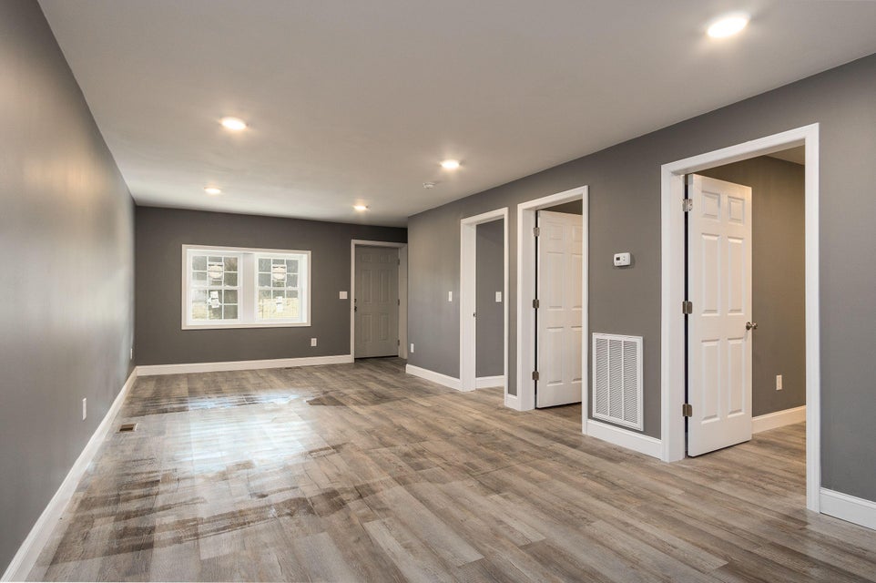 Photo #32: 1611 Chinquapin Grove Road