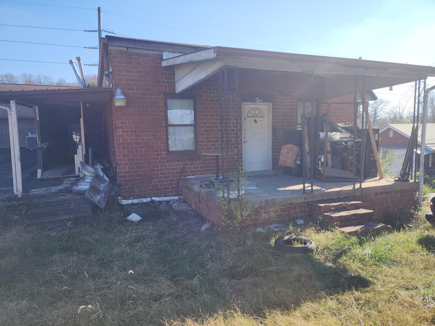 Photo #16: 1506 Lynn Garden Drive