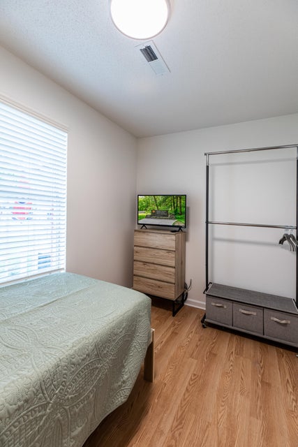 Photo #51: 620 Asbury Drive