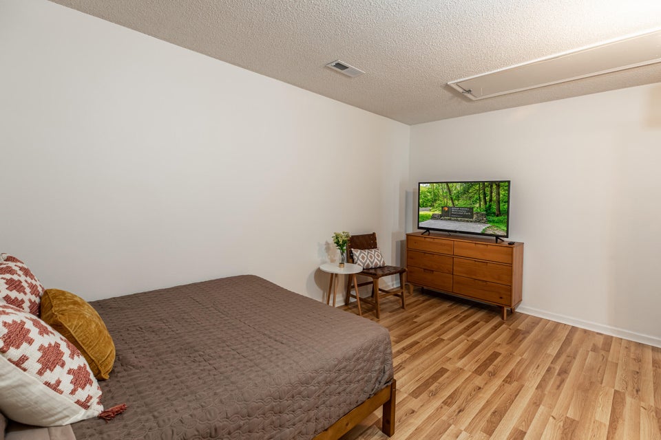 Photo #48: 620 Asbury Drive