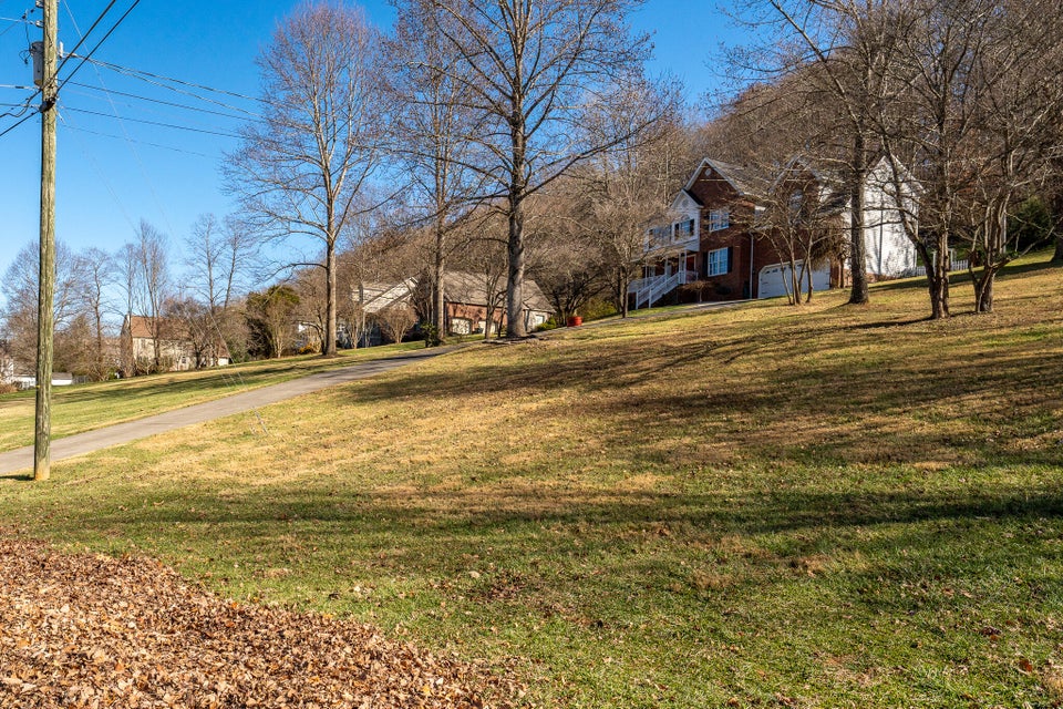 Photo #3: 201 Regency Drive