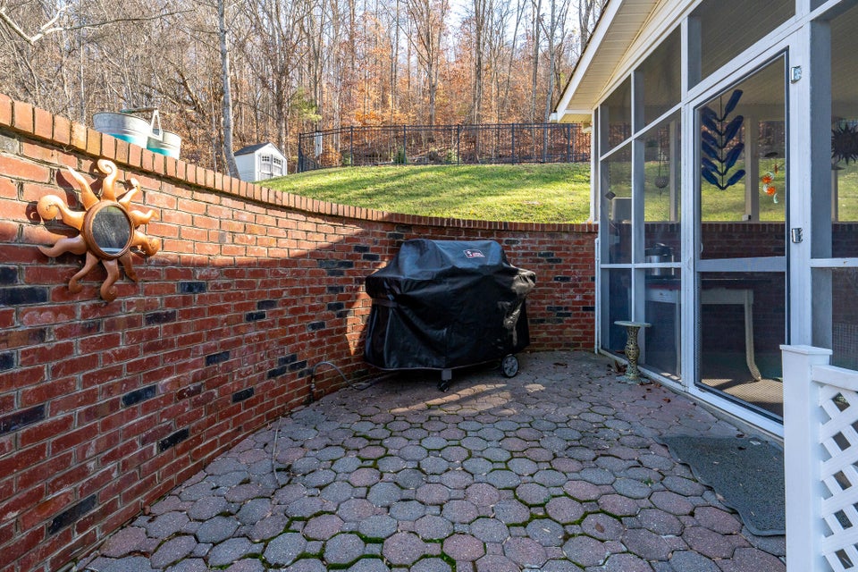 Photo #25: 201 Regency Drive