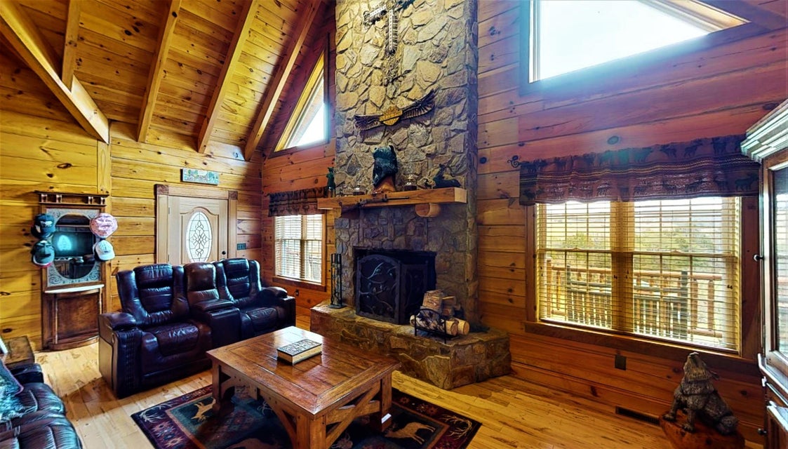 Photo #7: 349 Walnut Lane