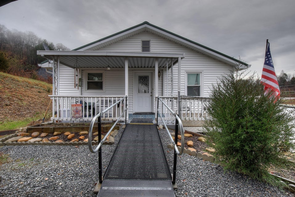 Photo #5: 250 Keenburg Road