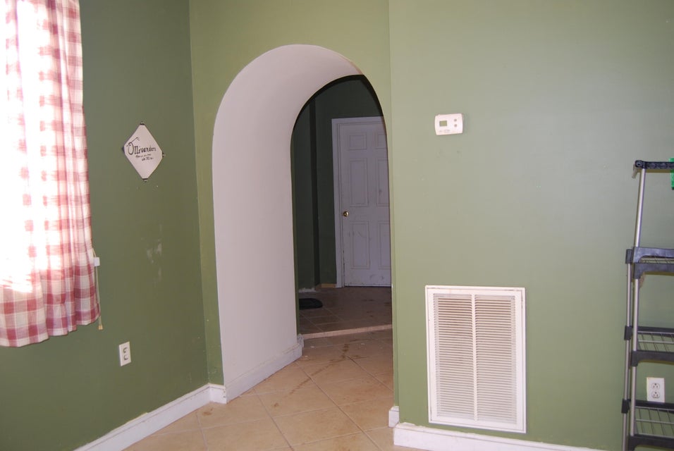 Photo #6: 461 Eaton Hill Road