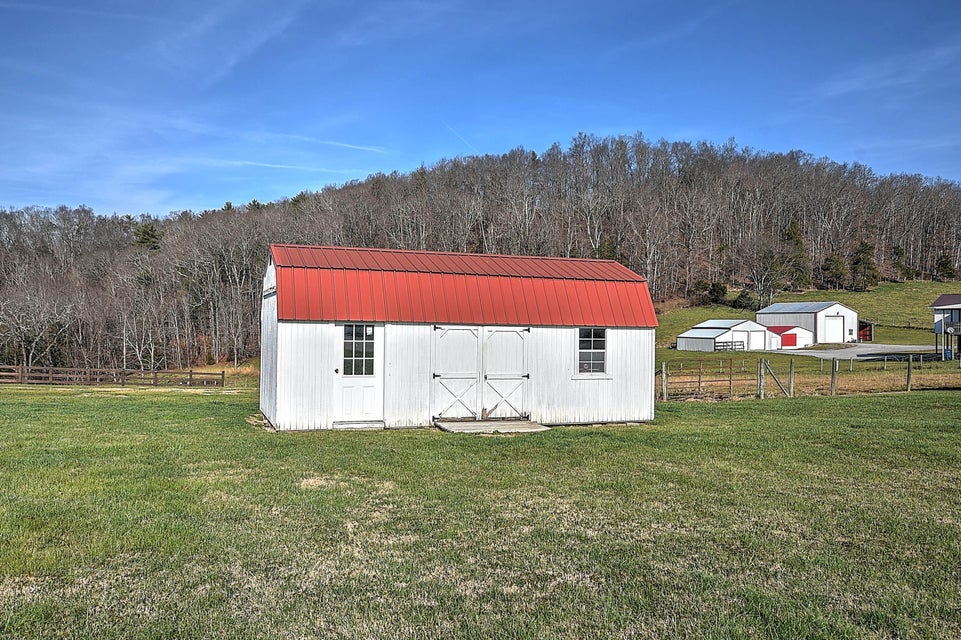 Photo #41: 23184 Green Spring Road