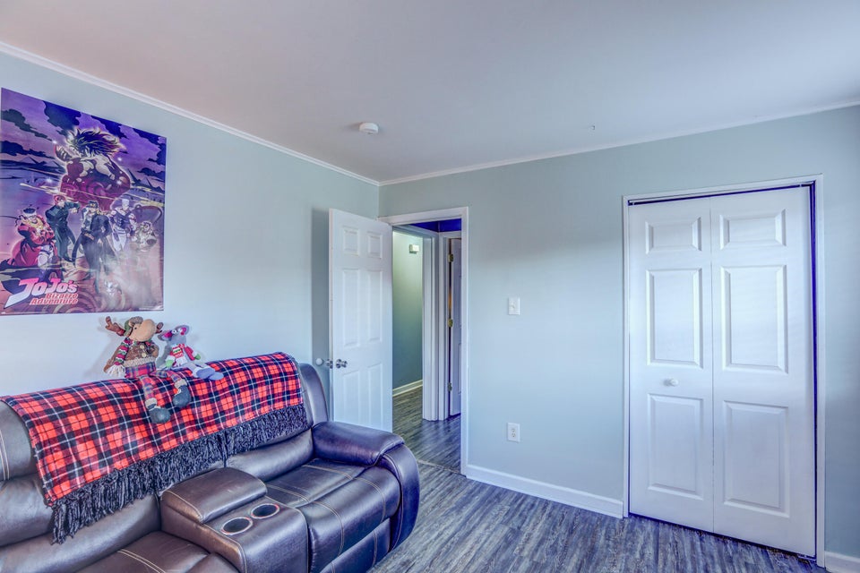 Photo #20: 417 Crestfield Drive
