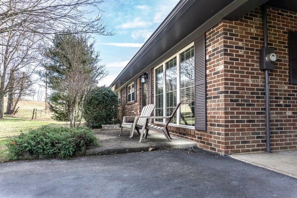 Photo #3: 460 Saint James Road