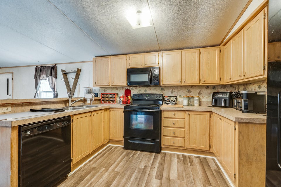 Photo #12: 8984 Yuma Road
