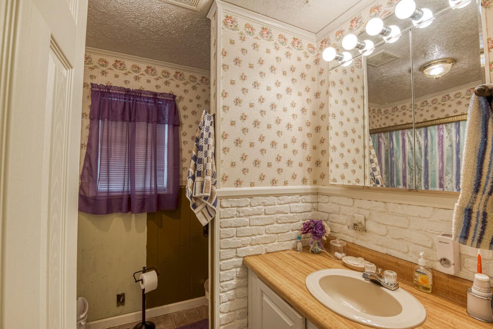 Photo #39: 181 Cedar Hill Lane