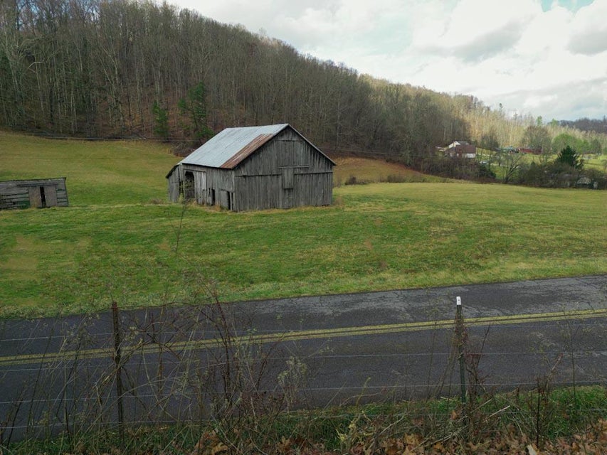 Photo #10: 402 Long Hollow Road