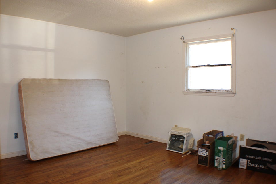 Photo #23: 859 Rock Springs Drive