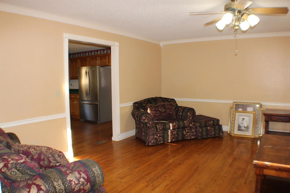 Photo #9: 859 Rock Springs Drive