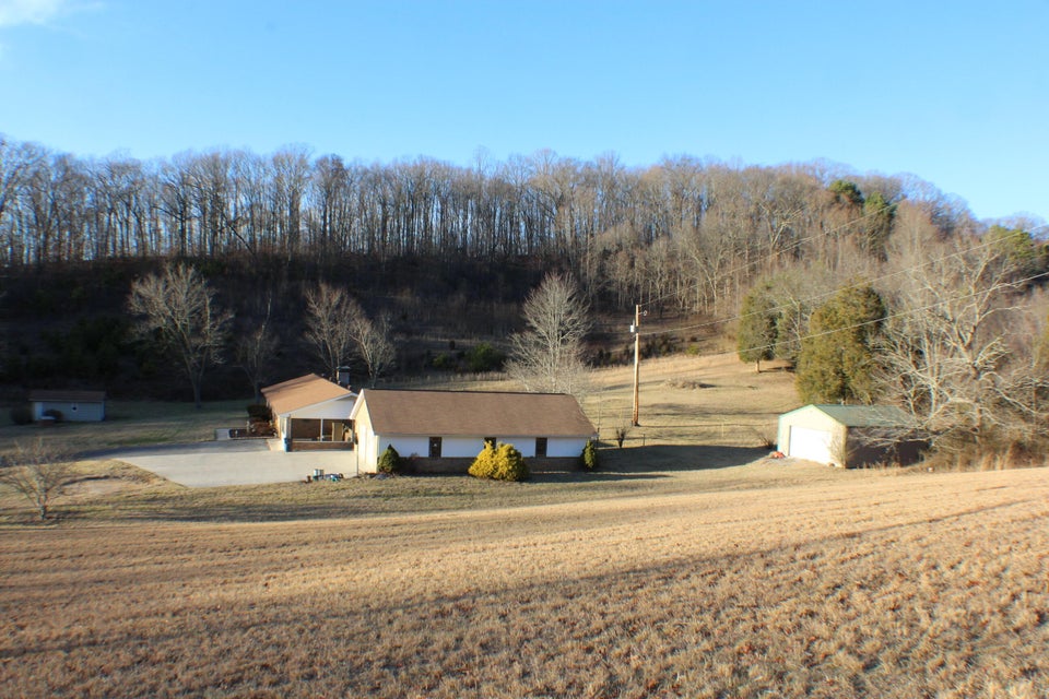 Photo #34: 859 Rock Springs Drive