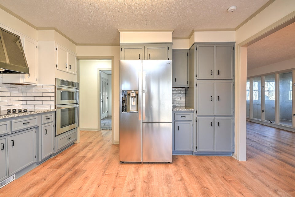 Photo #12: 300 Evergreen Street