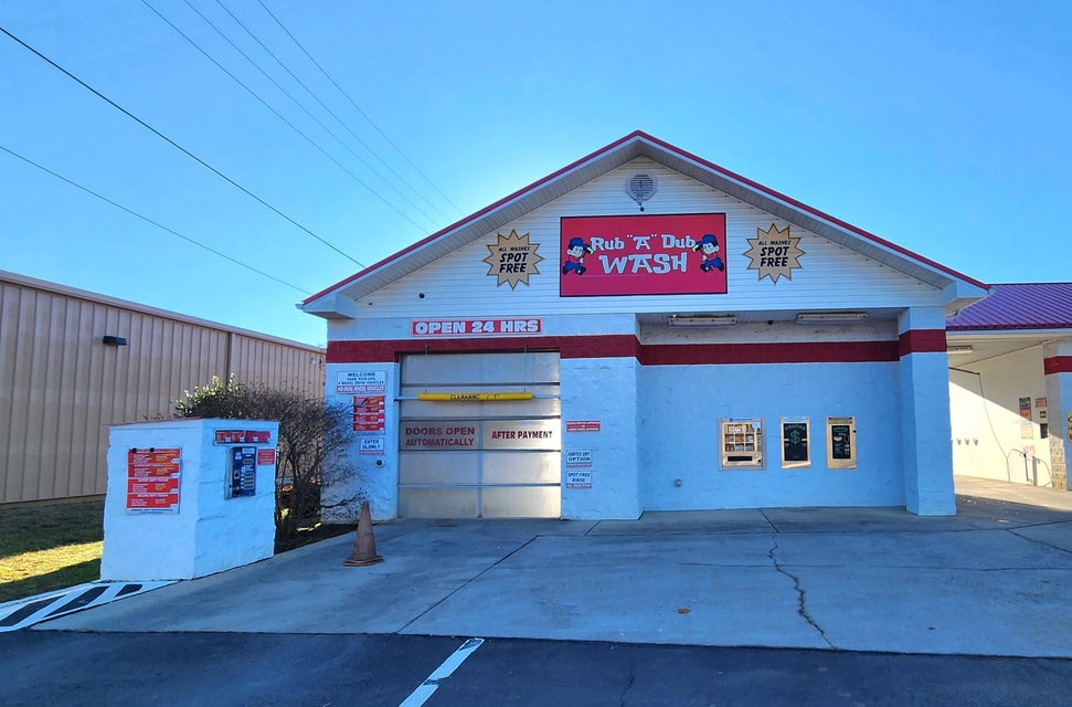 Photo #3: 1108 E Main Street