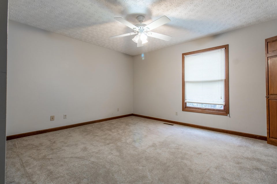 Photo #21: 145 Rosefield Drive