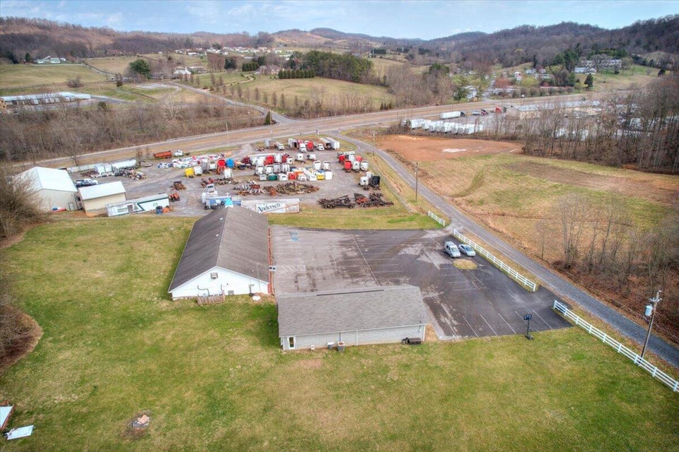 Photo #38: 150 Osbornes Way Pvt Drive