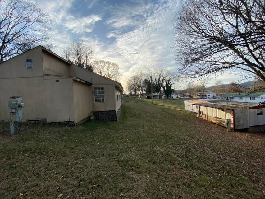 Photo #16: 127 Highland Drive