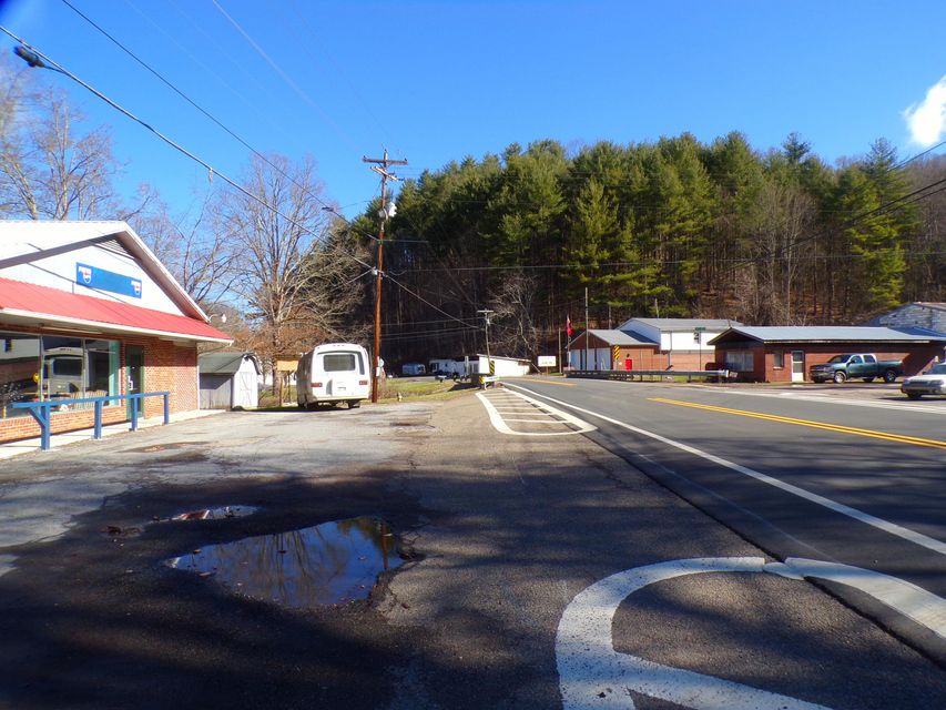 Photo #9: 7130,7131 Highway 91