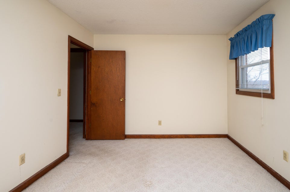 Photo #15: 1205 Vanleer Avenue