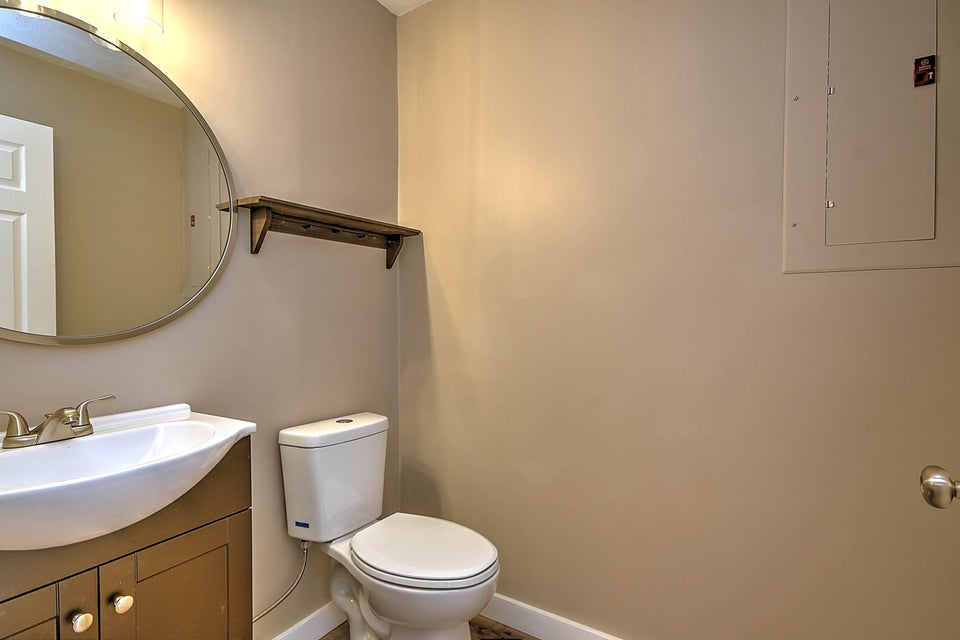 Photo #5: 74 Cutshall Avenue