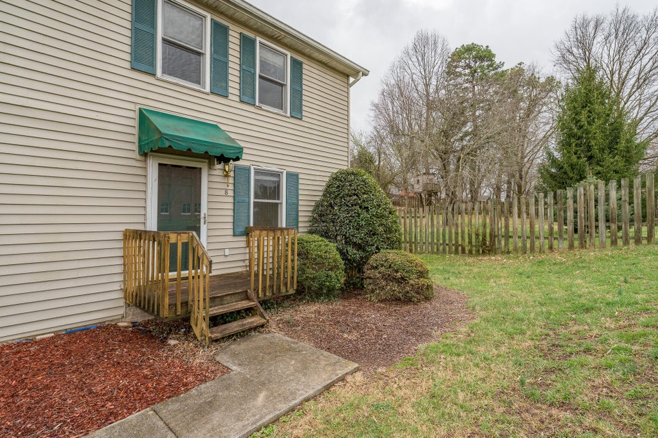Photo #4: 611 Spring Hill Road