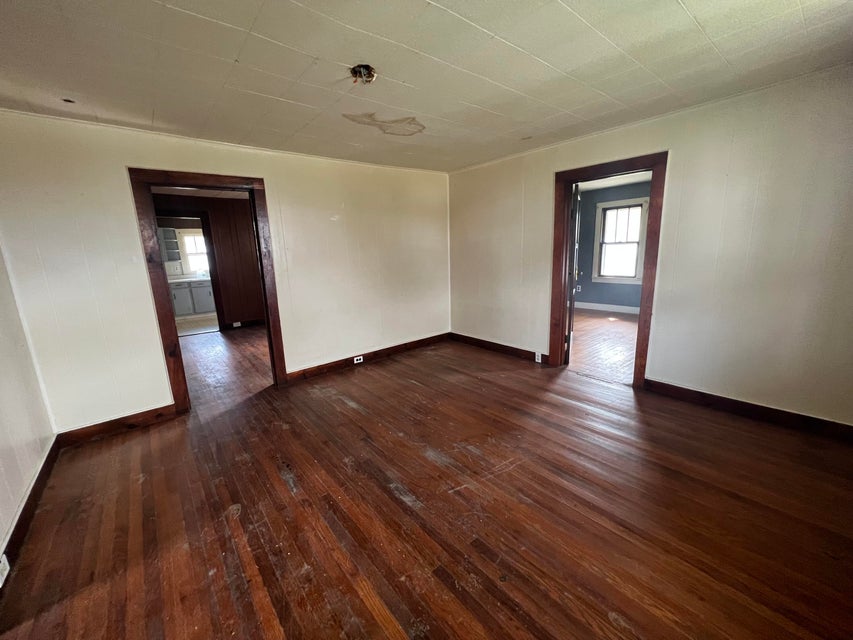 Photo #5: 880 Kingsport Highway