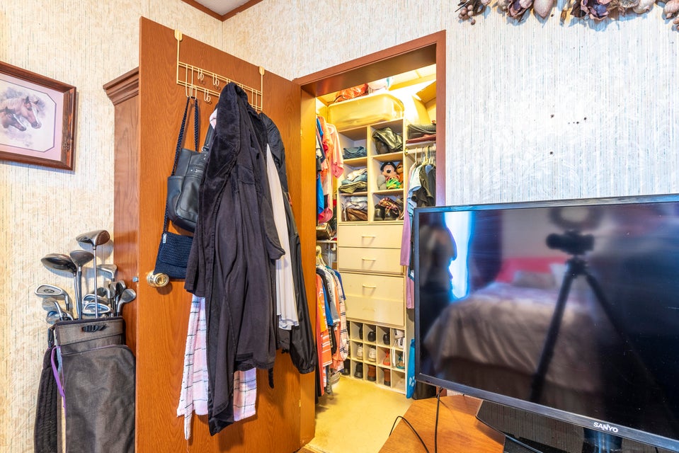 Photo #10: 8158 Hedge Lane Lane
