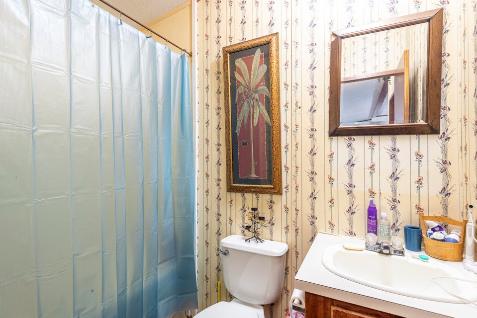 Photo #14: 8158 Hedge Lane Lane
