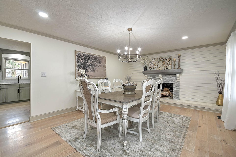 Photo #9: 729 Thornwood Place