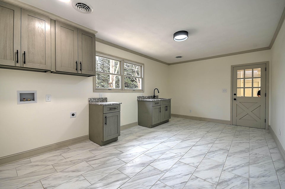Photo #29: 729 Thornwood Place