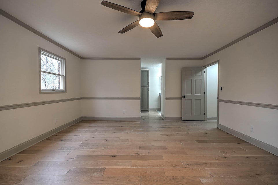 Photo #37: 729 Thornwood Place