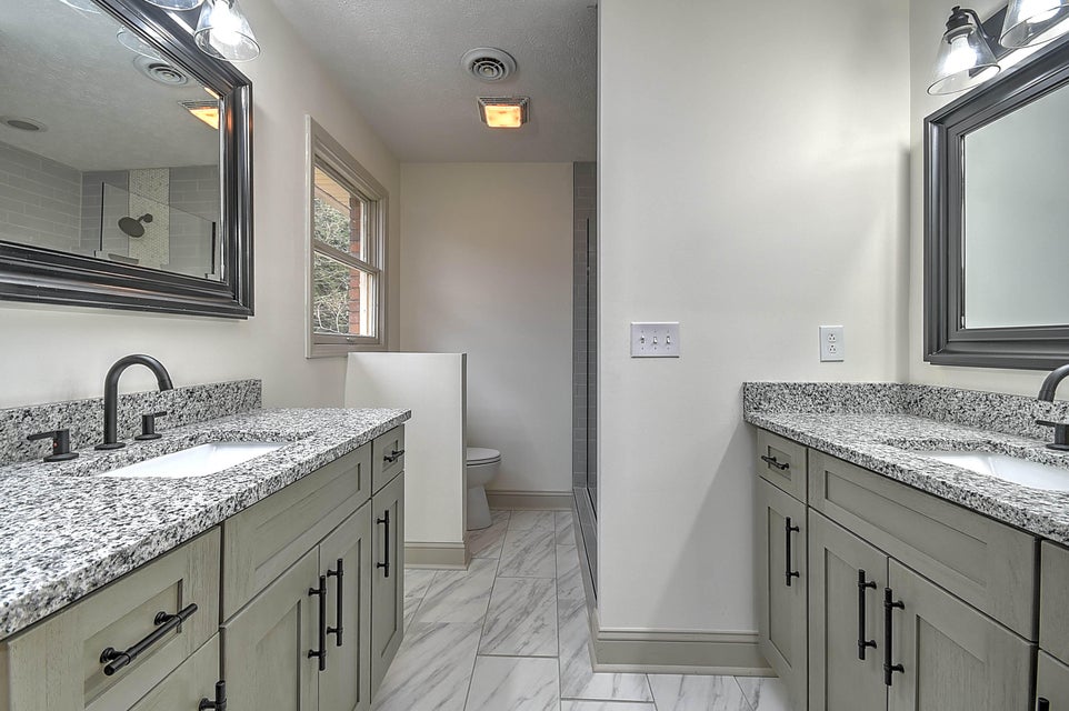 Photo #40: 729 Thornwood Place