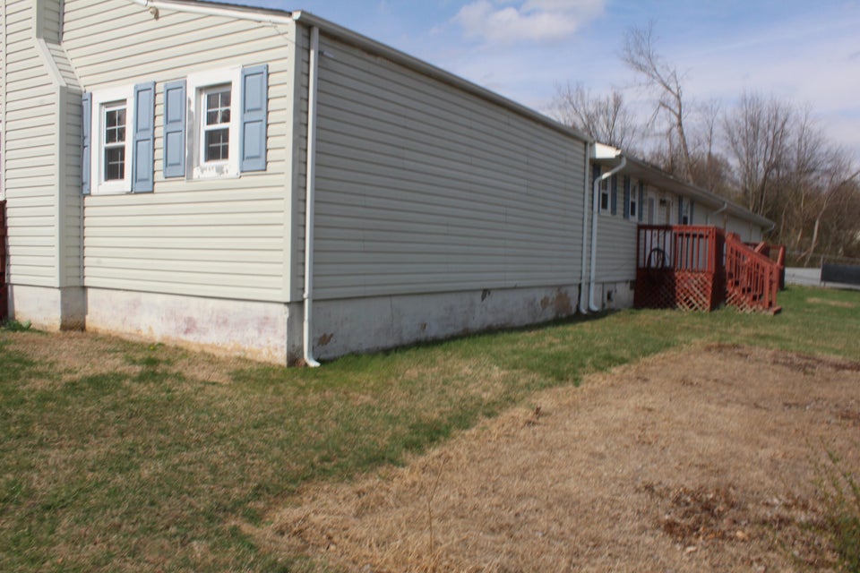 Photo #24: 2102 Maple Drive