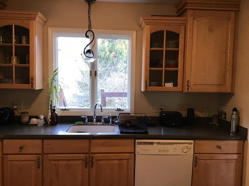 Photo #12: 224 Valley Street