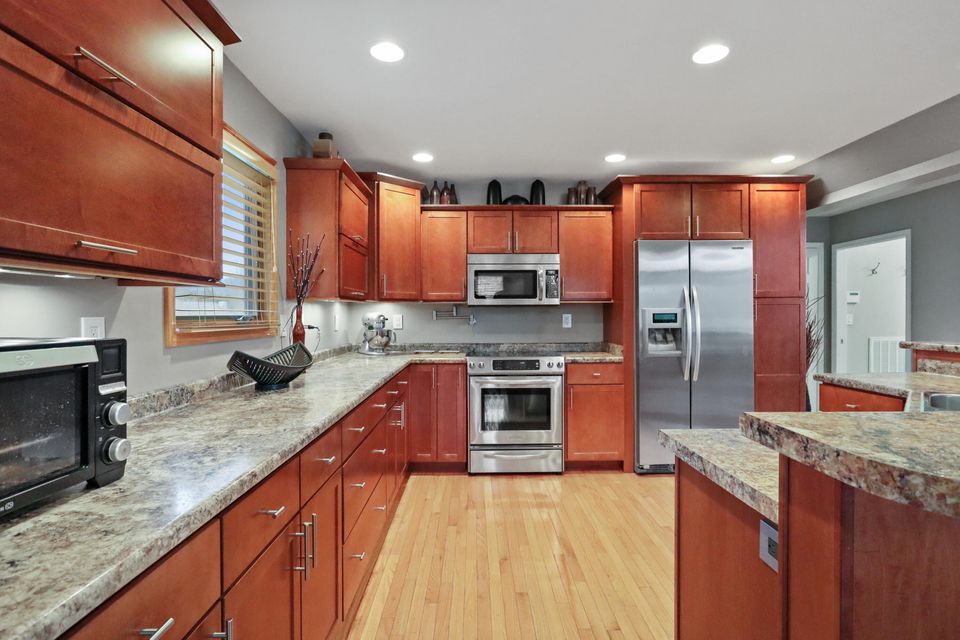 Photo #12: 375 Summit Avenue