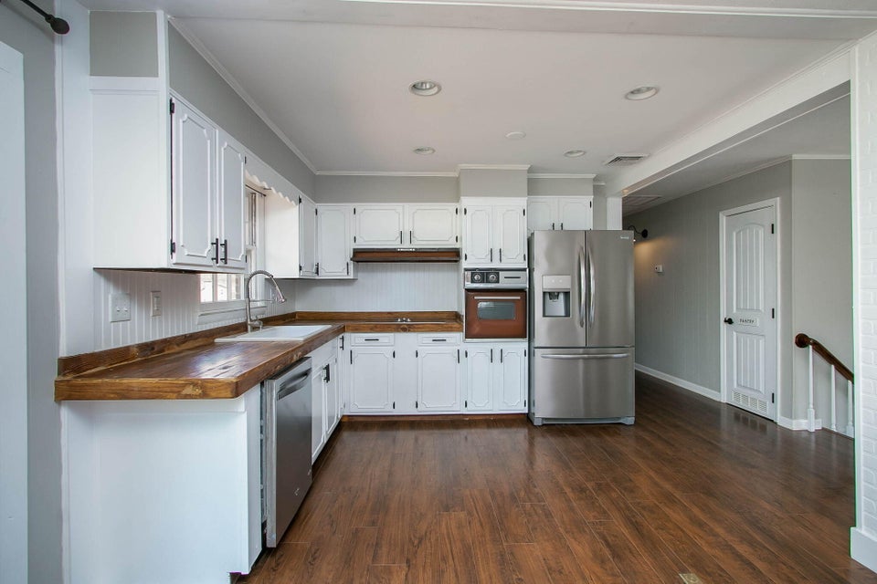 Photo #9: 4840 Frontier Drive