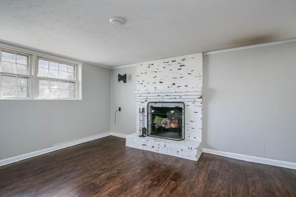 Photo #17: 4840 Frontier Drive