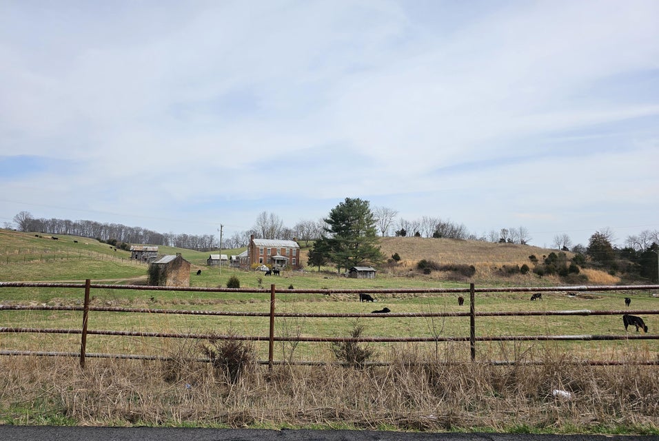 Photo #6: 18027 Providence Road