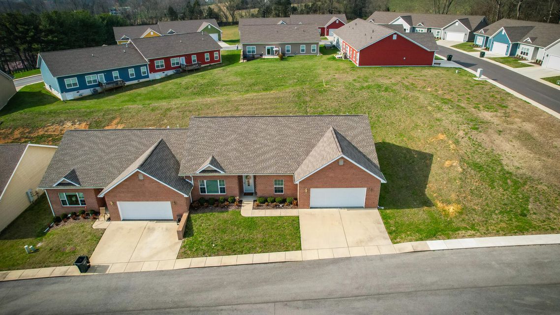 Photo #32: 131 Southridge Drive
