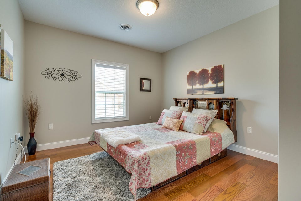 Photo #26: 131 Southridge Drive