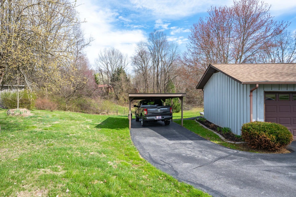 Photo #4: 1202 Bairvette Avenue