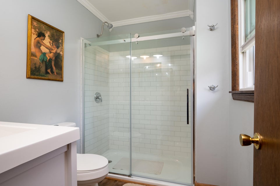 Photo #17: 1202 Bairvette Avenue