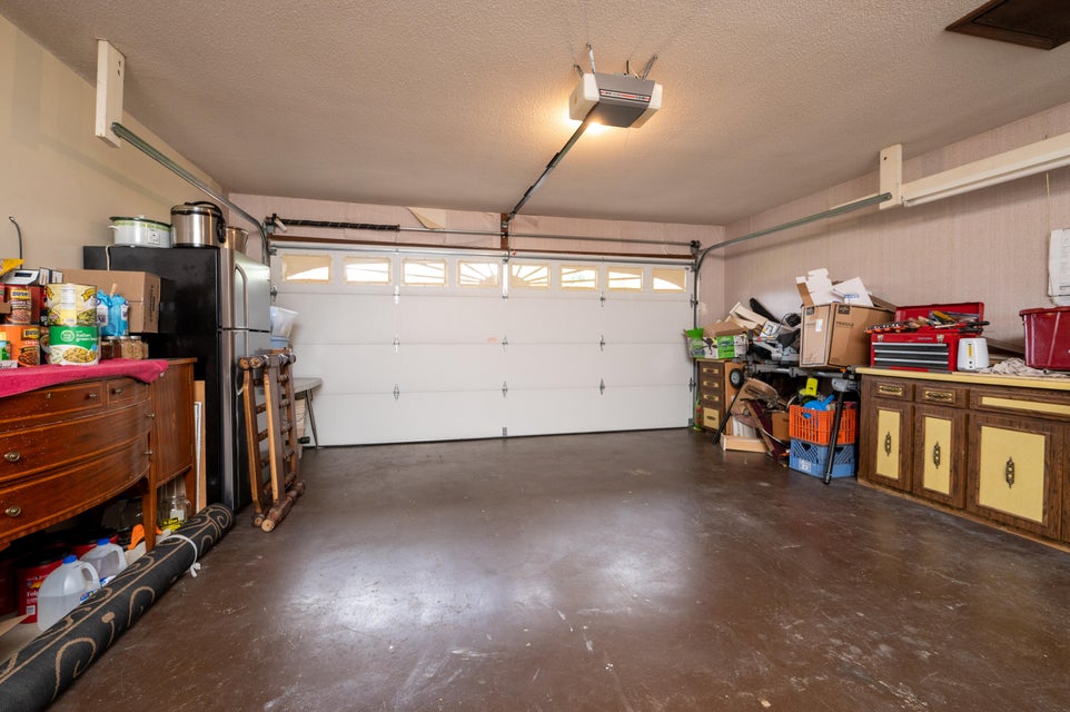 Photo #29: 1202 Bairvette Avenue