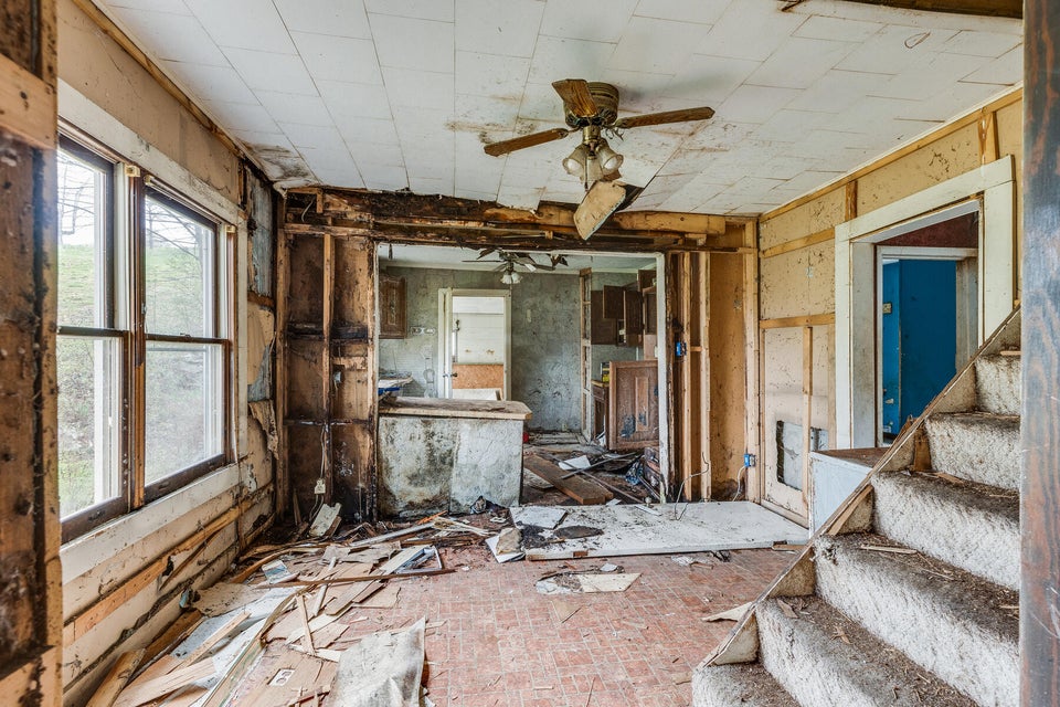 Photo #7: 2440 Pondella Avenue