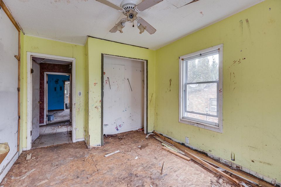 Photo #12: 2440 Pondella Avenue